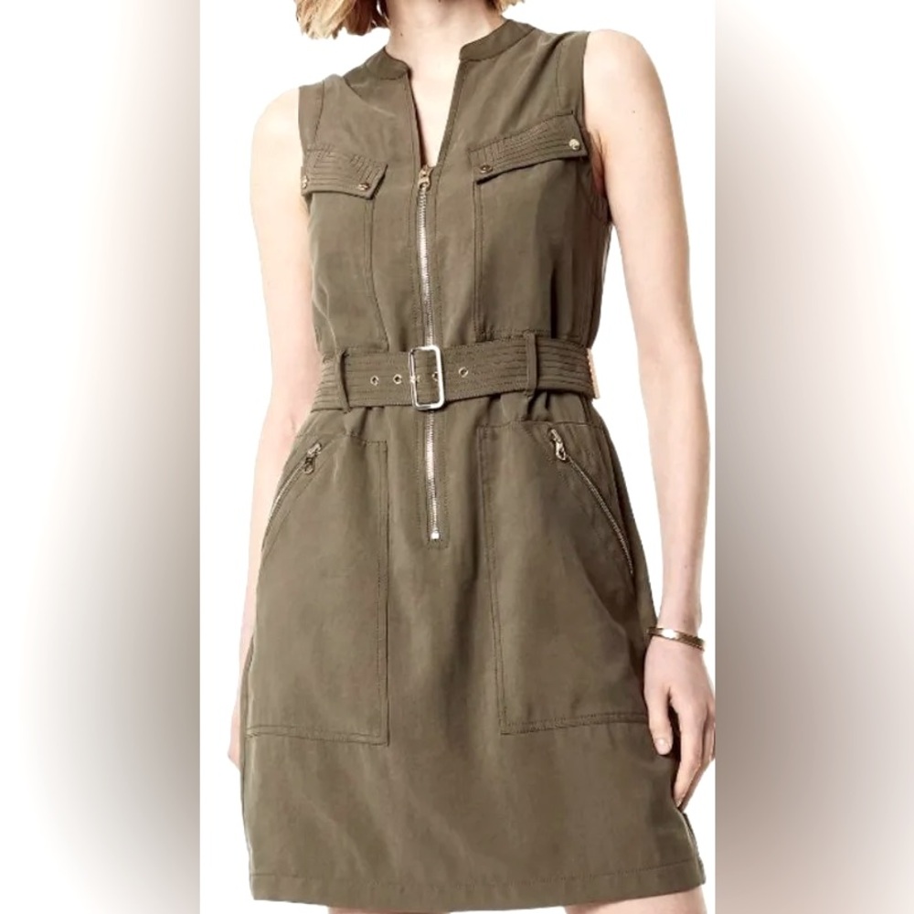 Karen Millen Dress

Flattering khaki green dress from Karen Millen.